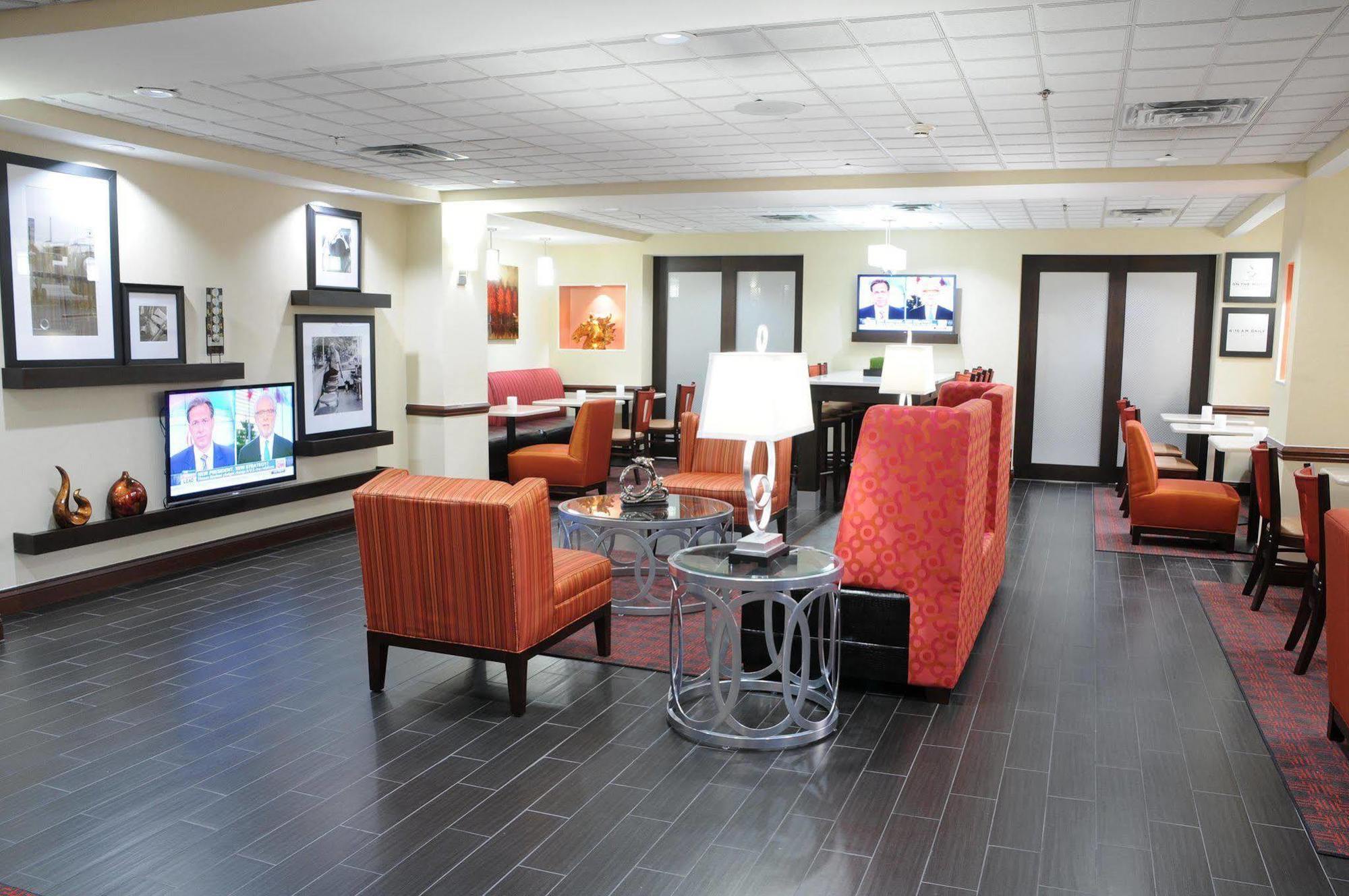 Hampton Inn Hinesville Ngoại thất bức ảnh