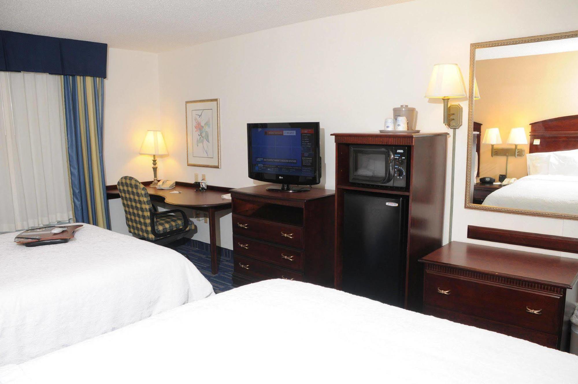 Hampton Inn Hinesville Ngoại thất bức ảnh