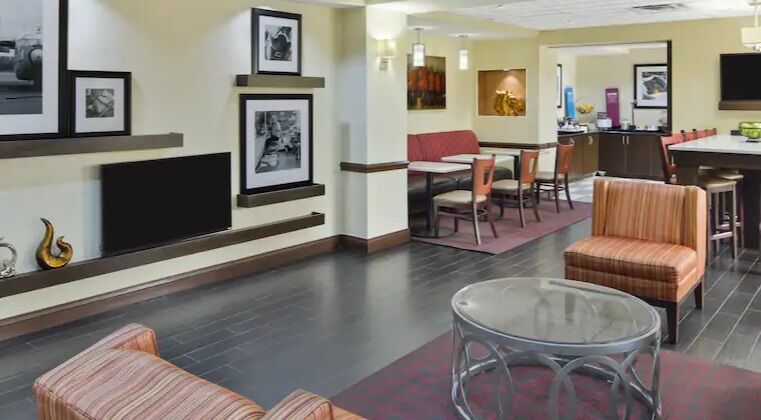 Hampton Inn Hinesville Ngoại thất bức ảnh